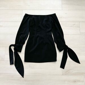 Finders Off Shoulder Mini Dress Size XS | Long Sleeve Tie Cuffs
